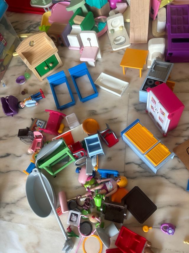 Casa Muñecas Juguete + 150 accesorios utiles