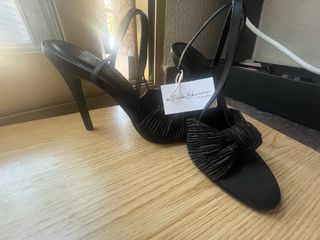 Zapatos Primark negros tacón
