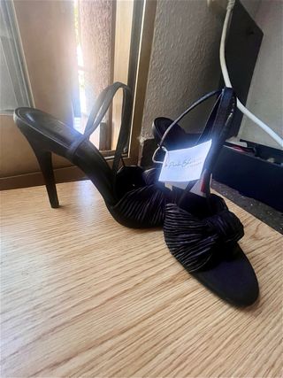 Zapatos Primark negros tacón