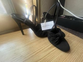 Zapatos Primark negros tacón
