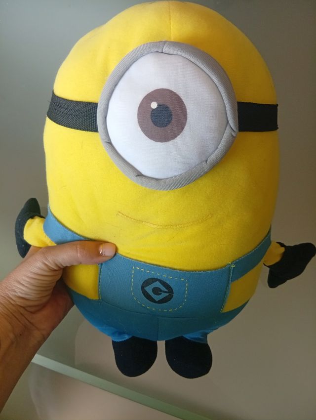 Peluche Minion grande - Como nuevo