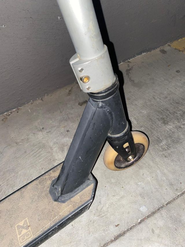 Scooter Fuzion X-3 Pro freestyle