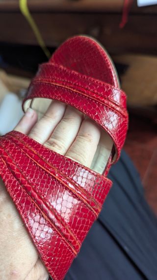 Sandalias rojas Uterqüe