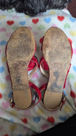 Sandalias rojas Uterqüe