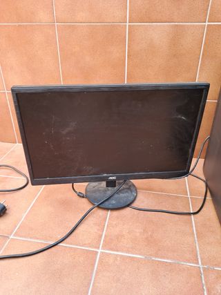 PC Gaming: Monitor, teclado y ratón