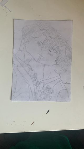 Disegno a matita: Bacio romantico