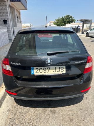 Skoda Rapid 2015