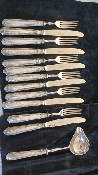 Posate argento - 6 coperti + mestolo per creme