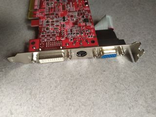Tarjeta gráfica ATI Radeon X550
