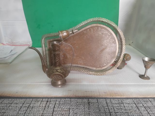 Juego té metal India: Tetera + 6 copas