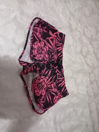 Shorts estampados - Ropa
Segunda mano. 
