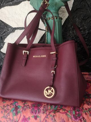 Bolso MICHAEL KORS  AUTÉNTICO Morado