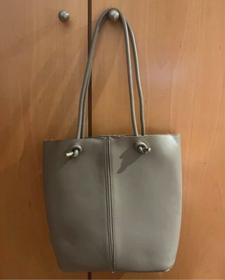 Bolso tote beige