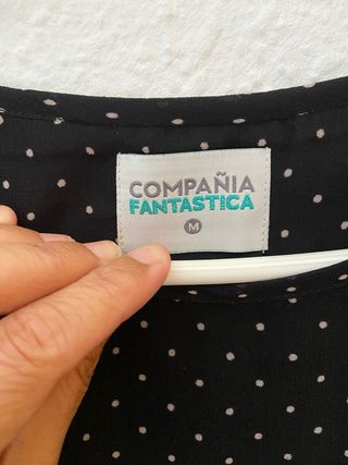 Vestido negro - Compañía Fantástica