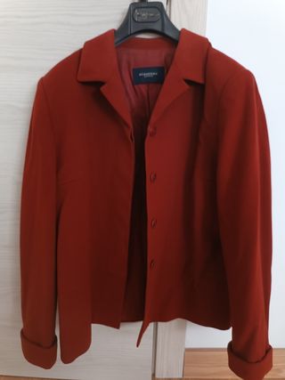 Chaqueta Burberry roja