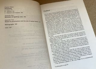 REFERENCE GRAMMAR FOR STUDENTS OF ENGLISH LONGMAN