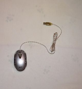 Ratón Acer plateado USB
