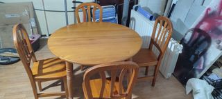 Mesa redonda madera + 4 sillas