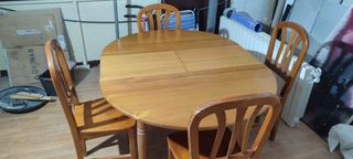 Mesa redonda madera + 4 sillas