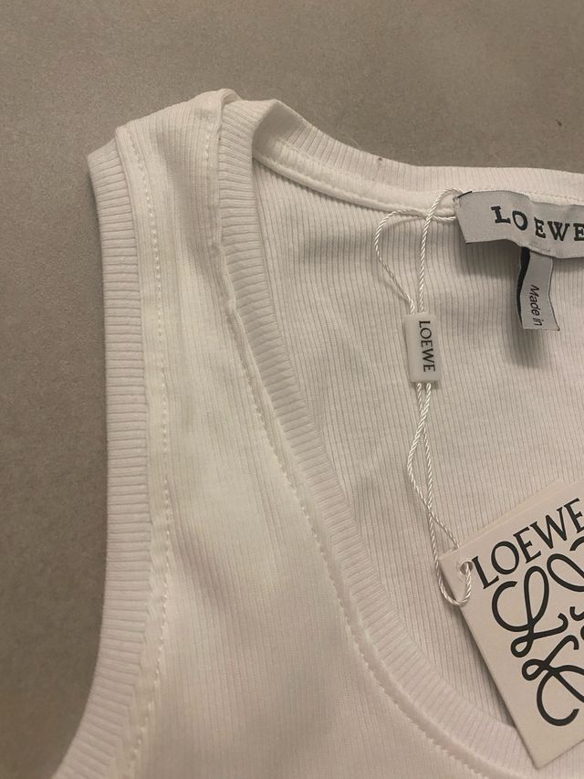 Camiseta Loewe blanca de canalé