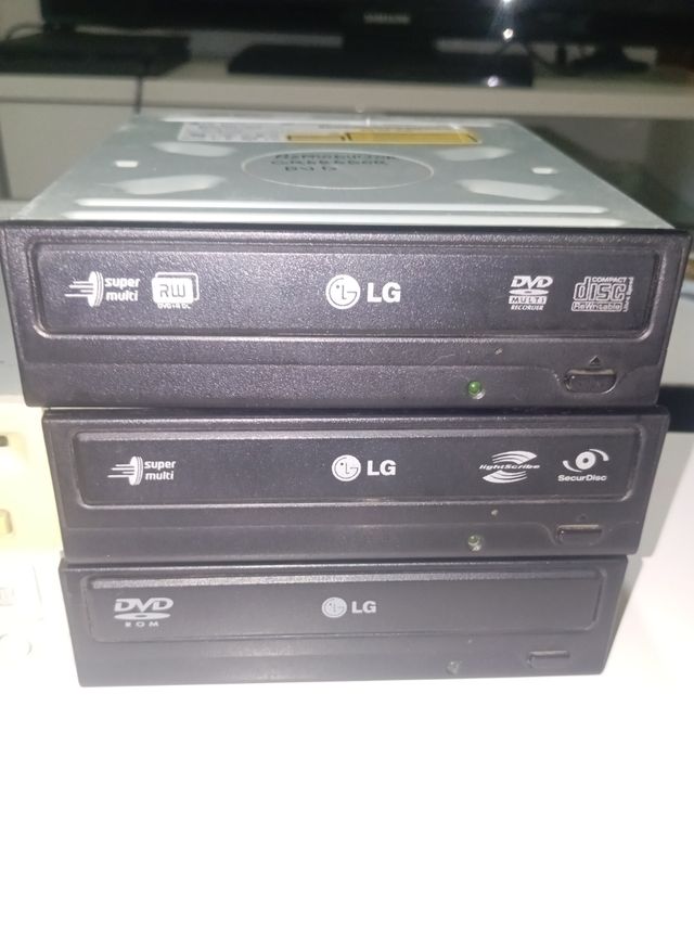 4 Reproductores DVD LG Pioneer