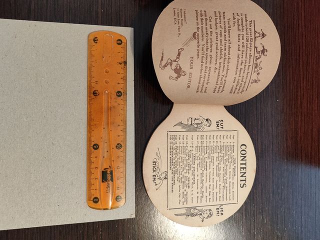 Álbum vacío "Adventure Football Stamp Album". 1936