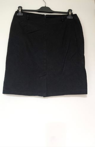 Jersey y falda tubo negro x 5 eur!