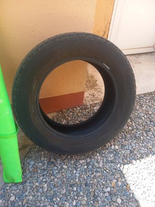 Neumático Bridgestone usado