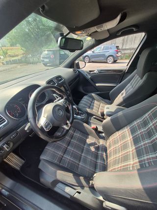 Volkswagen Golf 2011