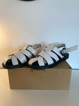 Sandalias Pull & Bear Blancas - 37