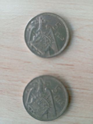 2 Monedas 5 Ptas Franco