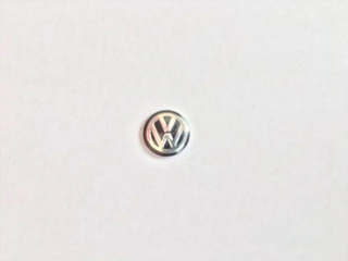 LOGO LLAVE VOLKSWAGEN NEGRO 10MM