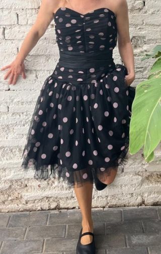 Vestido Tul Negro lunares Magenta