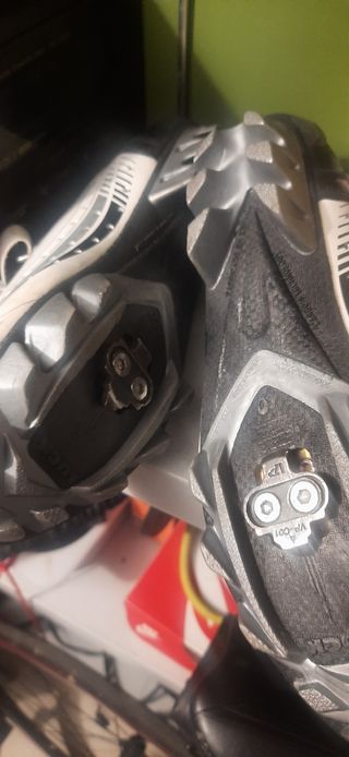 Zapatillas ciclismo LUCK N°40