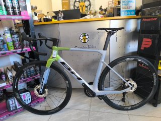 Bicicleta carretera BH RS1 4.0 2026