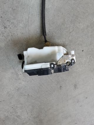 Cerradura puerta Seat Ibiza