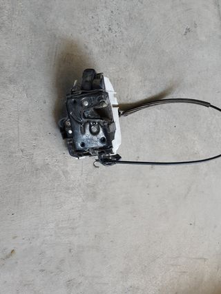 Cerradura puerta Seat Ibiza
