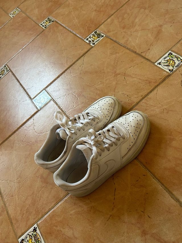 Zapatillas Nike blancas