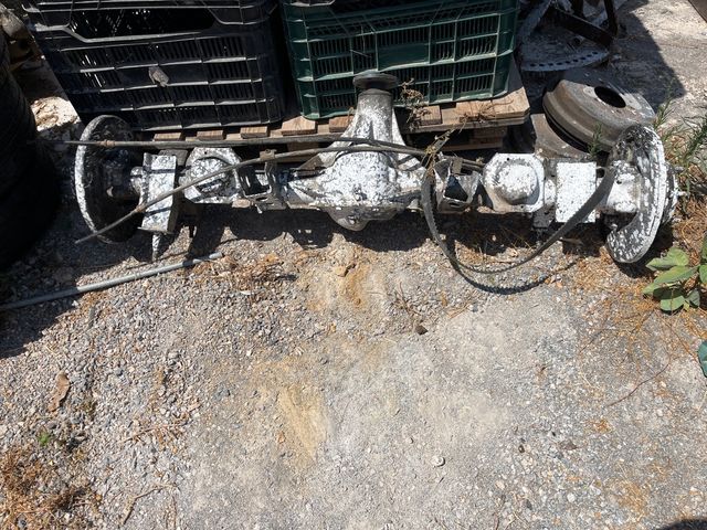 Grupo trasero Nissan Terrano II