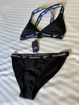Bikini Reebok negro