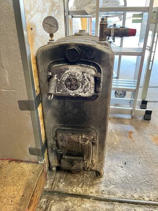 Caldera Roca L20 - Carbon/Leña