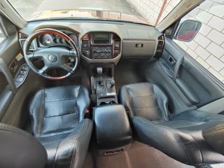 Mitsubishi Montero 2001