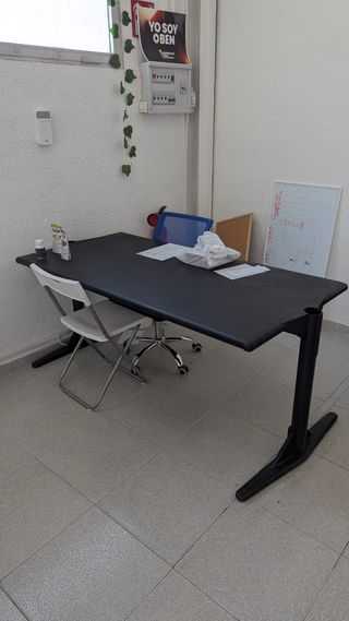 Mesa oficina negra - 25€/ud