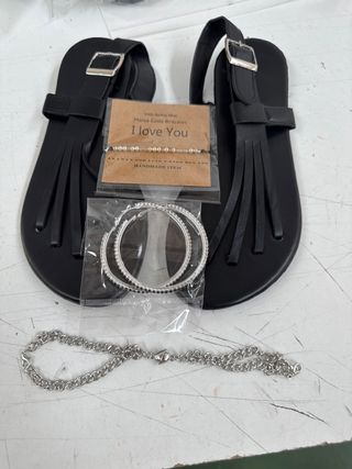 Sandalias negras 38 + 3 pulseras y pendientes