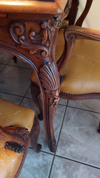 Tavolo 60x60 e 4 poltroncine 