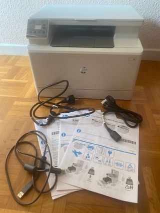 Impresora HP Color LaserJet Pro MFP M182n
