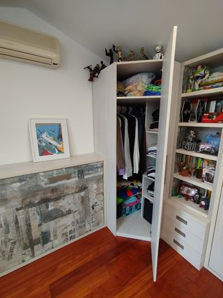 Mobile ad angolo bianco - Mobili per bambini