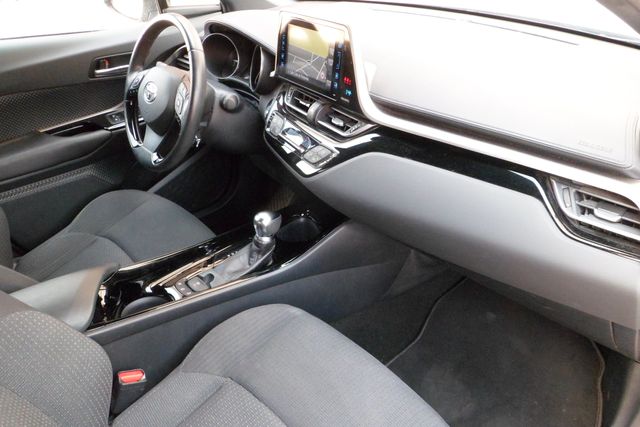 TOYOTA CHR 1.8 125H Advance