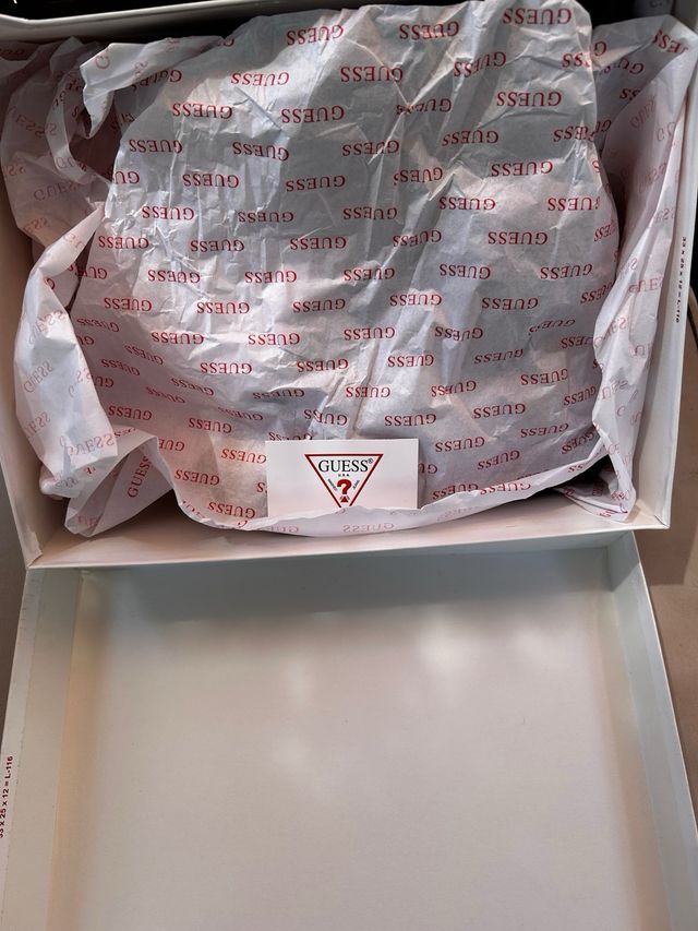 Botines Guess ante beige 35