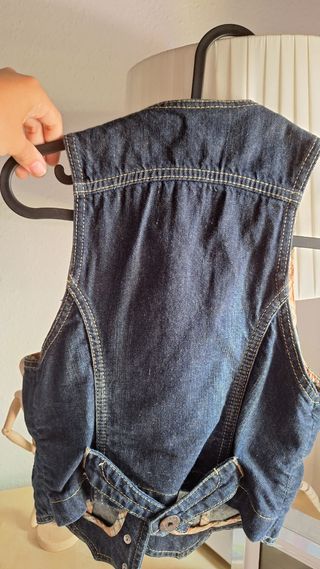 Chaleco vaquero Bershka M